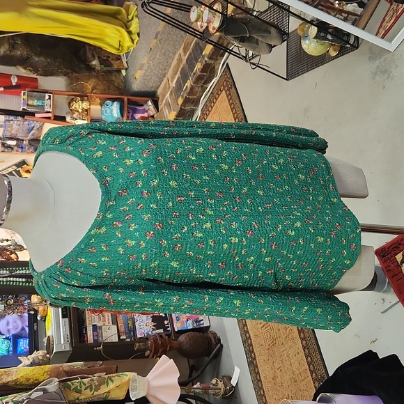 Ann taylor loft top - Picture 1 of 5